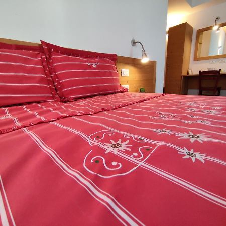 הוילה ספורמאג'יורה Bio Agritur Al Bait מראה חיצוני תמונה